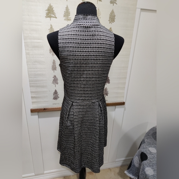 Mossimo Mock Neck Pleated Dress - Small - Picture 4 of 10